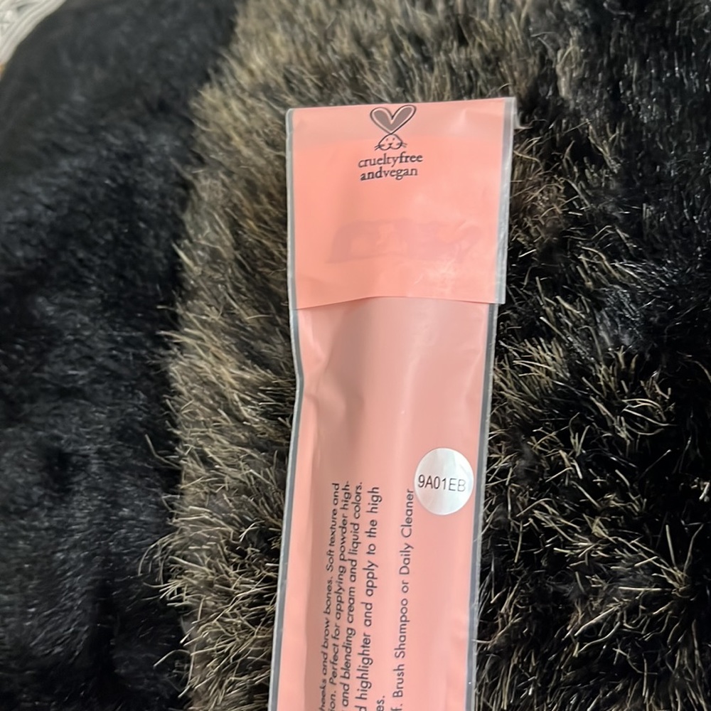 Makeup bundle - Picture 9 of 11